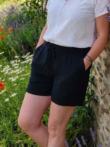 Short gaze de coton noir