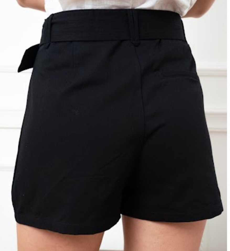 Short Lina
